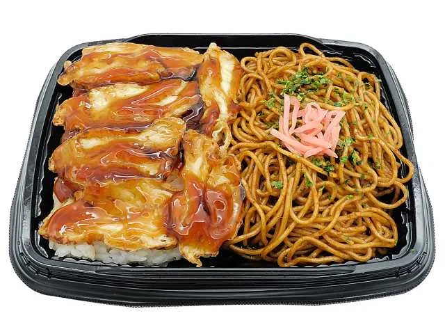Chicken Rice & Yakisoba Bento