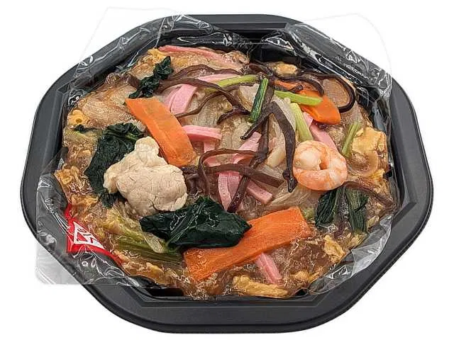 Chinese-Style Donburi with Fragrant Stir-Fried Vegetables in Egg-Thickened Sauce