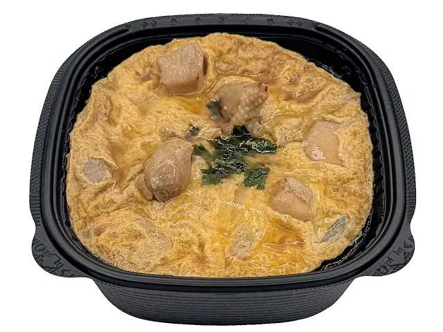 Oyakodon with the umami of udon-dashi
