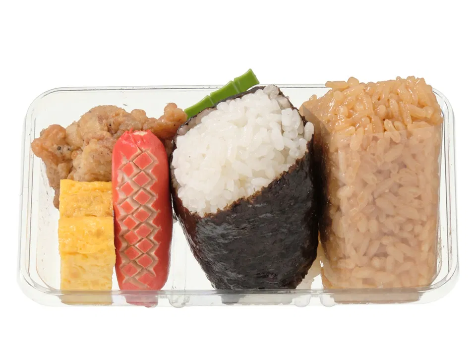 Onigiri & Side Dishes: Grilled Salmon & Japanese-Style Tuna Mayo