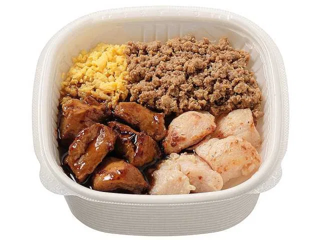 Charcoal-Grilled Yakitori Donburi