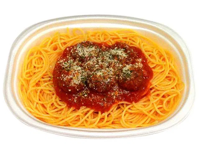 Extra-Large Serving Meatball-Topped Tomato Sauce Pasta