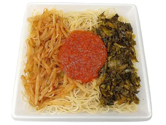 Stir-Fried Rice Vermicelli with Takana and Kanefuku Mentaiko