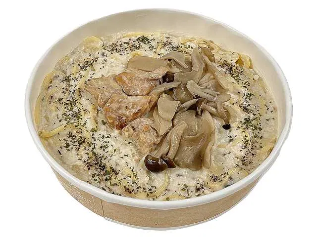 Creamy Mushroom and Chicken Pasta