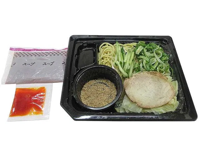 Hiroshima Tsukemen with Adjustable Spicy Sauce