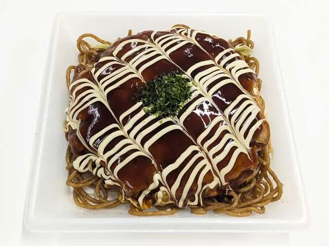Pork Omelette & Yakisoba