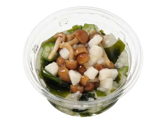 Nagaimo & Nameko Slippery Salad