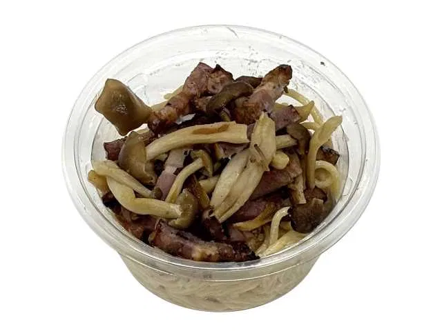 Spaghetti Salad with Prefecture-Grown Mushrooms and Bacon