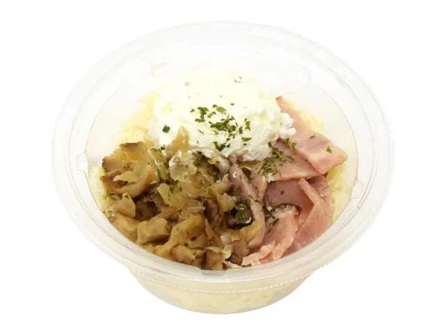 Potato Salad with Iburigakko and Cream Cheese