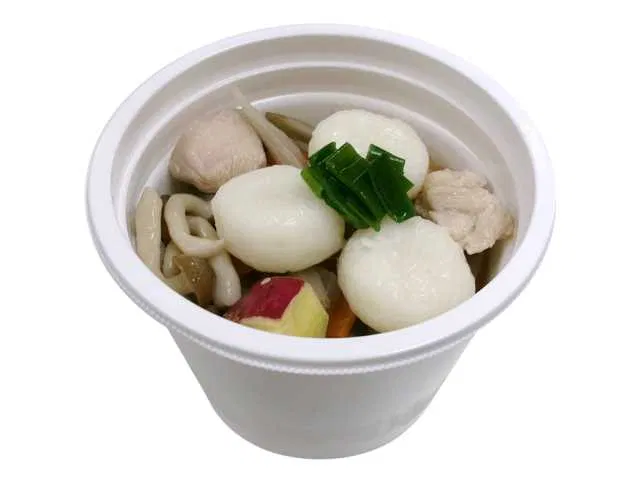 Eight-Ingredient Vegetable Dumpling Soup