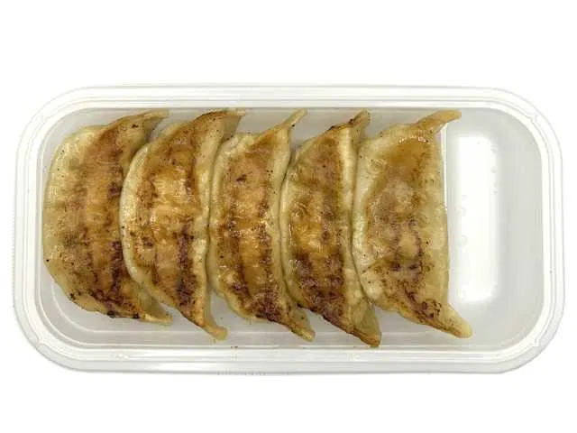 Five-Piece Grilled Gyoza with Rich Meat Flavor