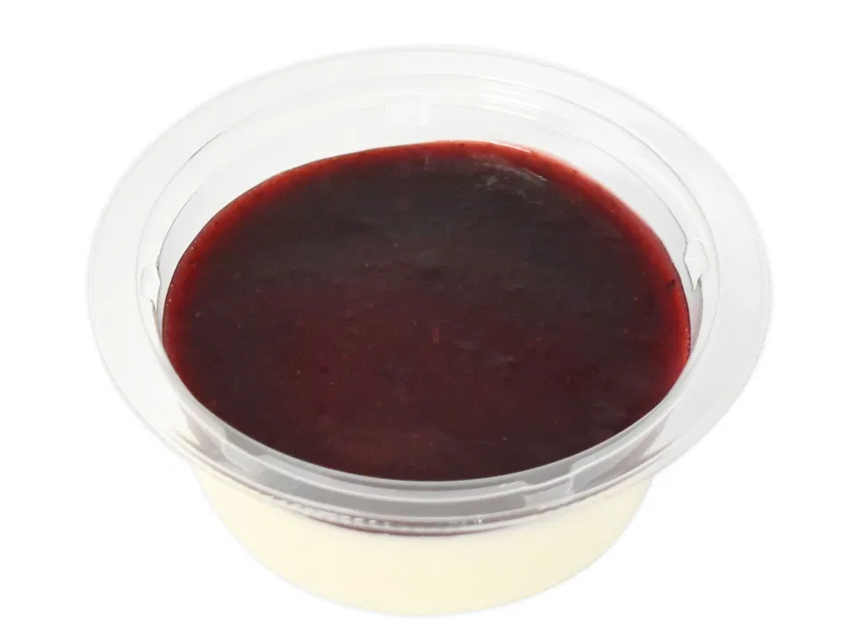 Rare Cheesecake with Yoichi Blueberry Sauce