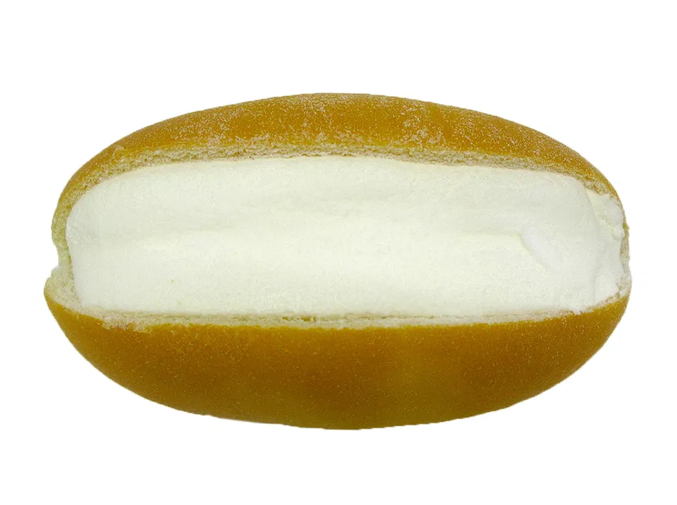 Koppepan with whipped cream made with Tsukada Milk