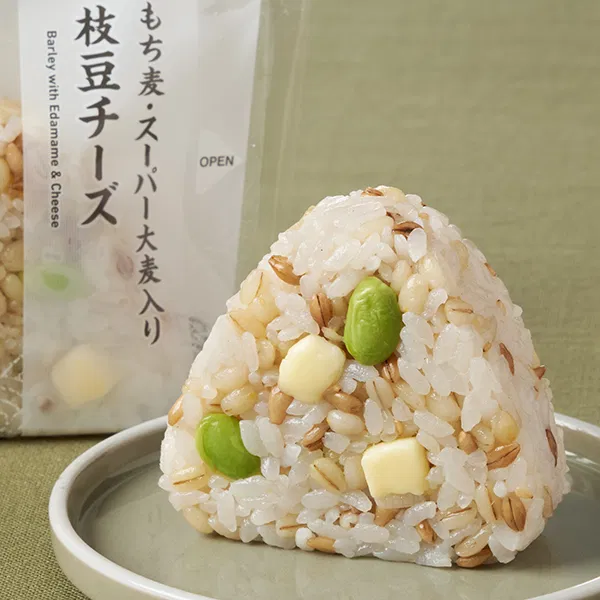 Edamame & Cheese Rice Ball with Mochi Barley and Super Barley (Available in select areas of Tokyo and Kanagawa)