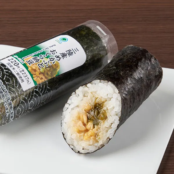 Temaki Sushi: Sanriku Mekabu, Okra & Natto