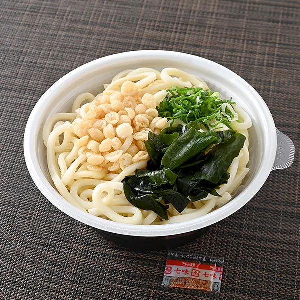 Kanto-Style Tanuki Udon with Rich Dashi