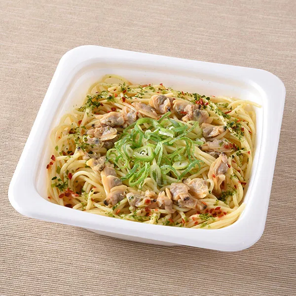 Clam Pasta with Japanese Dashi and Aosa Aroma
