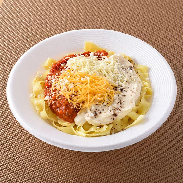 Available in parts of Tokyo and Kanagawa: Fresh Pasta with a Double Sauce — Three-Cheese and Veggie Meat Sauce