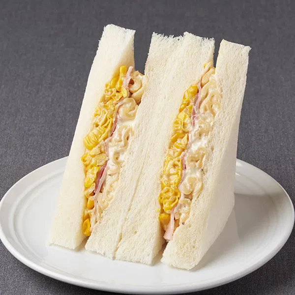 Large Sandwich with Corn Mayo & Bacon