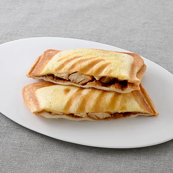 Shikoku Hot Sandwich – 2-Piece Teriyaki Chicken & Egg