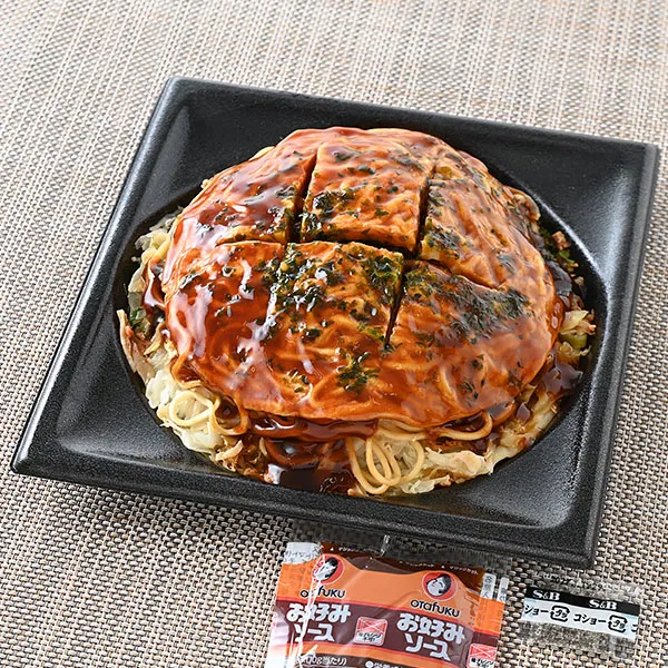 Chugoku & Shikoku: Hiroshima-Style Okonomiyaki with Meat and Soba