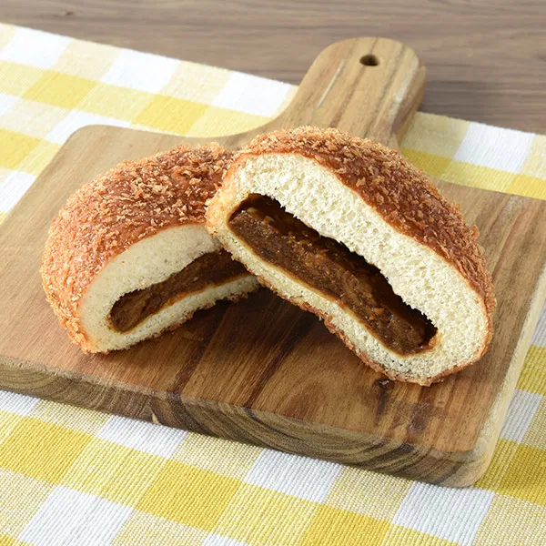 Famima The Curry Bread