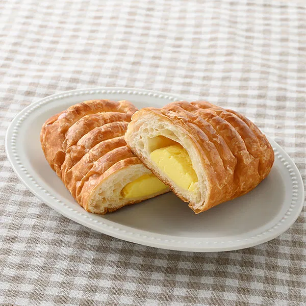Cream-filled Danish Pastry (Cream Made with Hokkaido Milk)