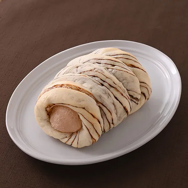 Double Whipped Cream Horn (Chocolate & Milk)