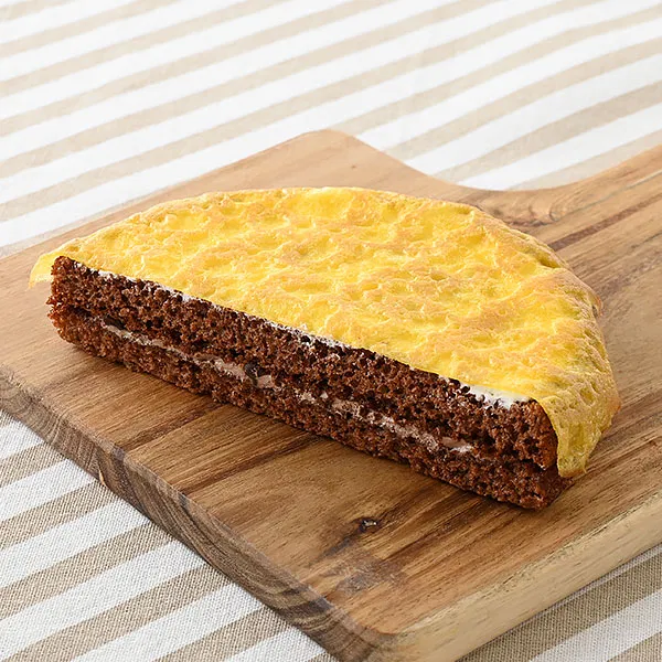 Crepe Chiffon Cake (Chocolate Whipped Cream)