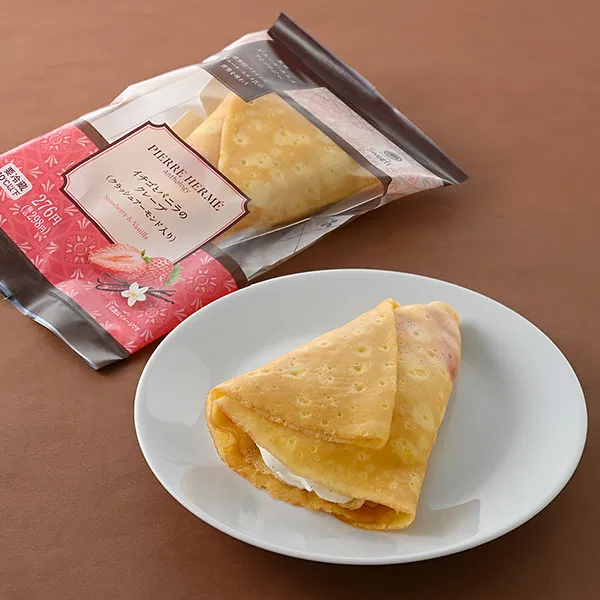 Pierre Hermé Anthology: Strawberry and Vanilla Crepe