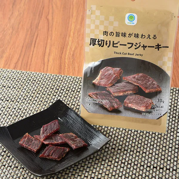 Thick-cut beef jerky with rich beef flavor