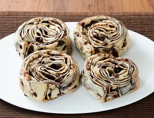 Chewy chocolate bread, 4-pack