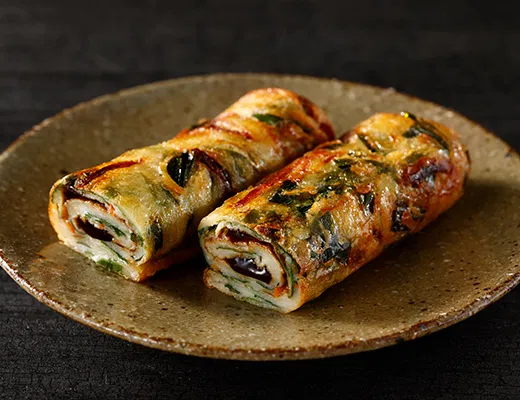 Chijimi Roll with Sauce