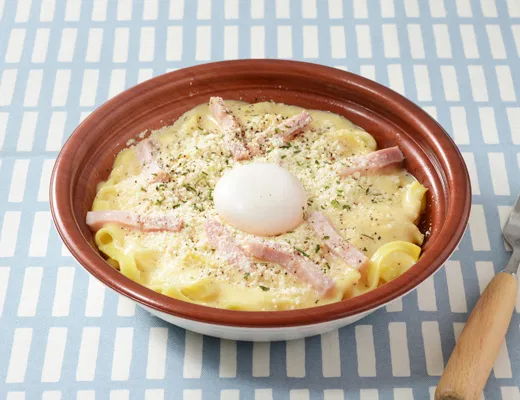 Fresh Pasta with Rich Carbonara Sauce