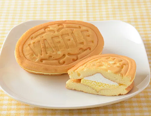 Fluffy Waffle with Custard & Whipped Cream