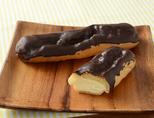 Custard Éclair