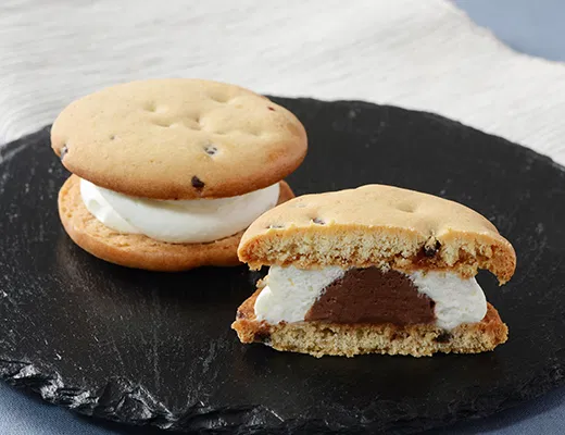 Soft Chocolate Biscuit Sandwich