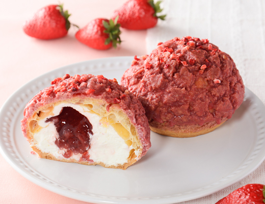 Uchi Café×ICHIBIKO Strawberry Cookie Choux