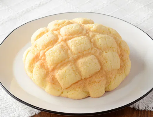 Fluffy and Crispy! Melon Pan