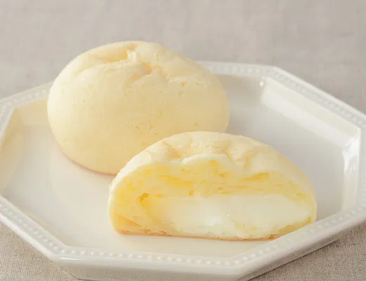 Mochi Puyo (Milk Cream with Hokkaido Fresh Cream)