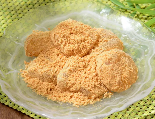 Melt-in-your-mouth Warabi Mochi with Kinako