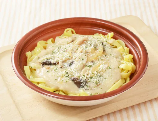 Fresh Pasta with Porcini Mushroom Cream