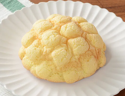 Fluffy and Crispy Melon Pan