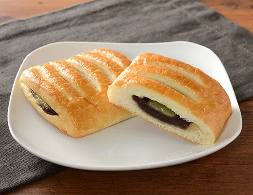 Two-piece Danish pastry with smooth red bean paste and custard