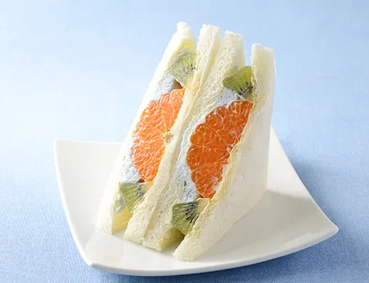 Kimagure Cook-Approved Blue Whipped Cream Fruit Sandwich