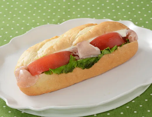 Roll Sandwich with Prosciutto and Mascarpone